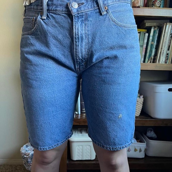 LEVI'S JEAN SHORTS - Picture 3 of 4